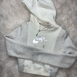 Nike Cropped White Hoodie